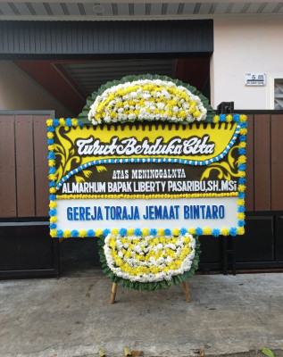 Papan Bunga Duka di Kedu